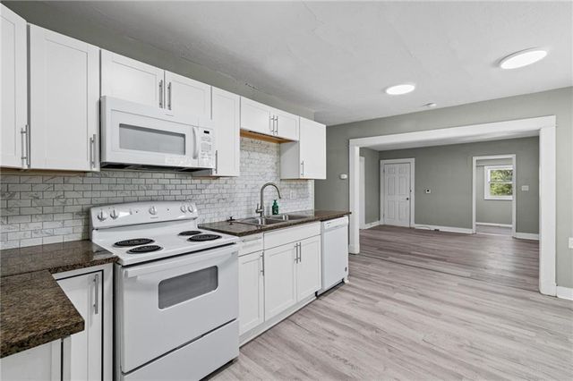 110 Liberty Street, Excelsior Springs, MO 64024