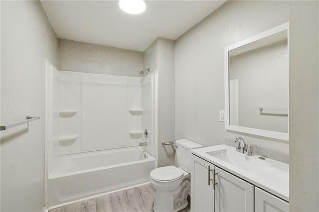 110 Liberty Street, Excelsior Springs, MO 64024