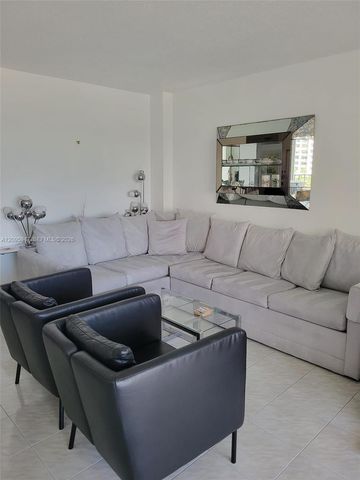 220 Kings Point Drive 606, Sunny Isles Beach, FL 33160