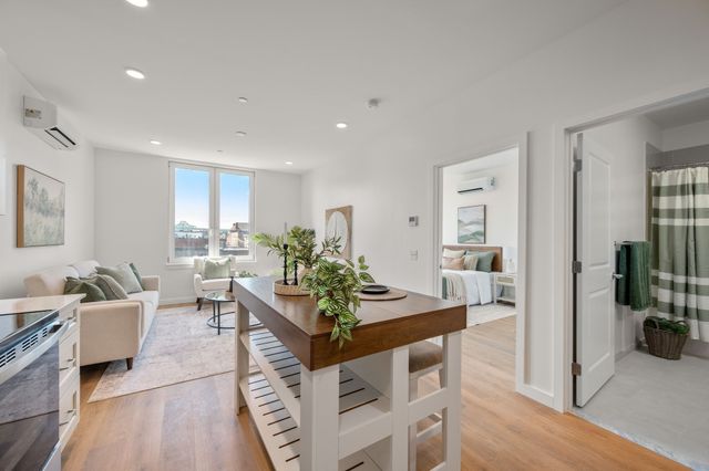 440 Broadway 505, Chelsea, MA 02150