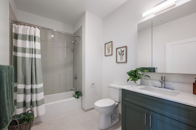 440 Broadway 505, Chelsea, MA 02150