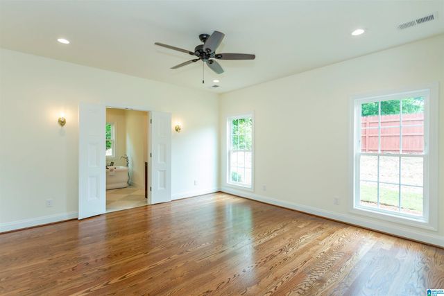 1913 MONCRIEF ROAD, Gardendale, AL 35071
