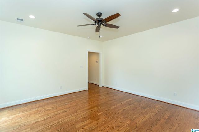 1913 MONCRIEF ROAD, Gardendale, AL 35071