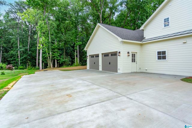 1913 MONCRIEF ROAD, Gardendale, AL 35071