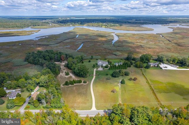 1880 E BUCKSHUTEM RD, Millville, NJ 08332