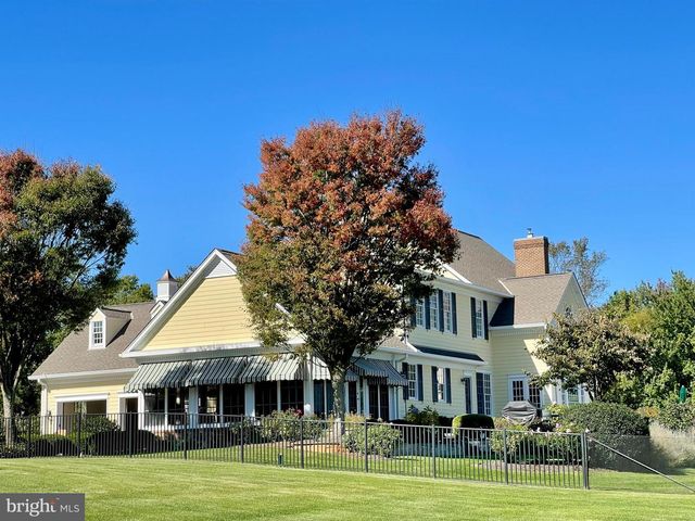 1880 E BUCKSHUTEM RD, Millville, NJ 08332