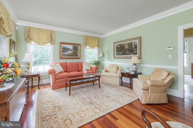 1880 E BUCKSHUTEM RD, Millville, NJ 08332