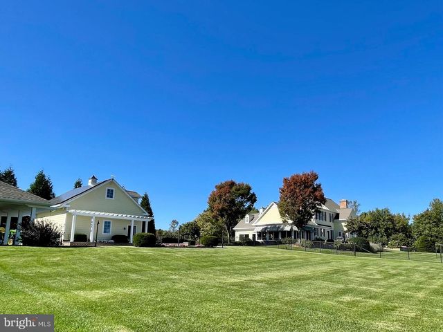 1880 E BUCKSHUTEM RD, Millville, NJ 08332