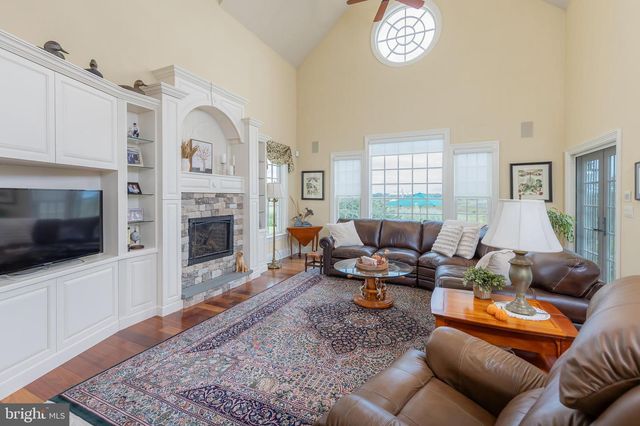 1880 E BUCKSHUTEM RD, Millville, NJ 08332