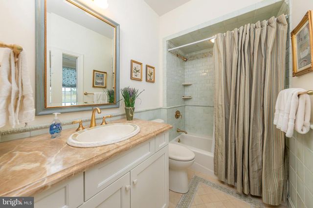 1880 E BUCKSHUTEM RD, Millville, NJ 08332