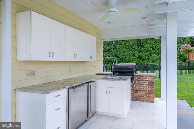 1880 E BUCKSHUTEM RD, Millville, NJ 08332