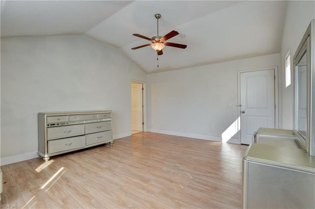 8028 Glade RD, Norfolk, VA 23518