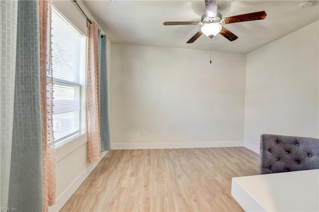 8028 Glade RD, Norfolk, VA 23518