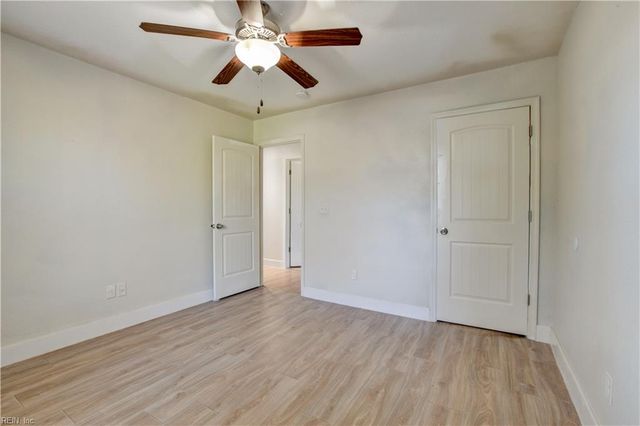 8028 Glade RD, Norfolk, VA 23518