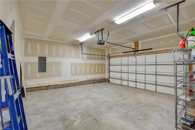 8028 Glade RD, Norfolk, VA 23518