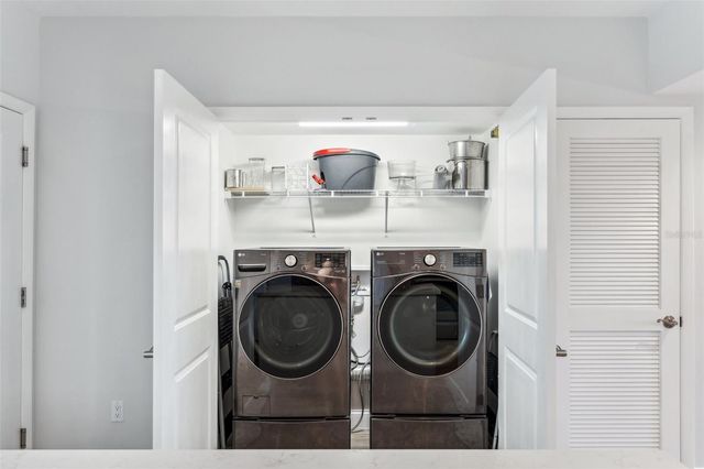 960 STARKEY ROAD 10304, Largo, FL 33771