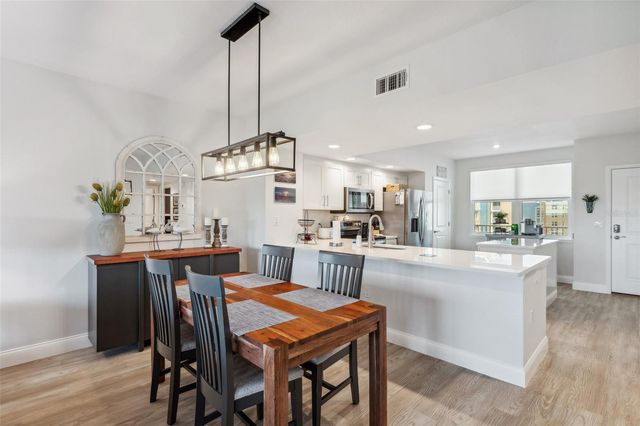 960 STARKEY ROAD 10304, Largo, FL 33771