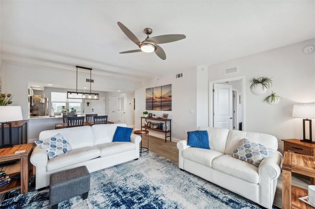 960 STARKEY ROAD 10304, Largo, FL 33771