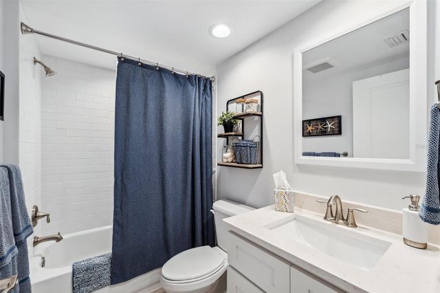 960 STARKEY ROAD 10304, Largo, FL 33771