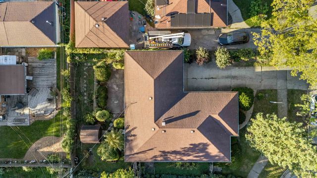 630 De Angelis Court, Chicago Heights, IL 60411