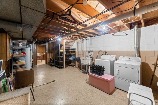 630 De Angelis Court, Chicago Heights, IL 60411