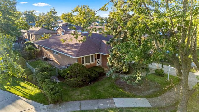 630 De Angelis Court, Chicago Heights, IL 60411