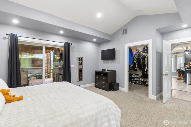 72 Bluff Road, Kelso, WA 98626