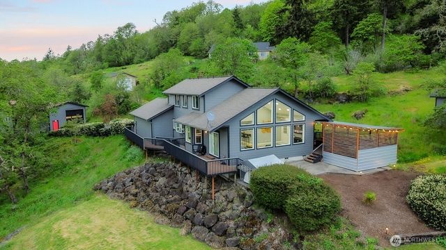 72 Bluff Road, Kelso, WA 98626