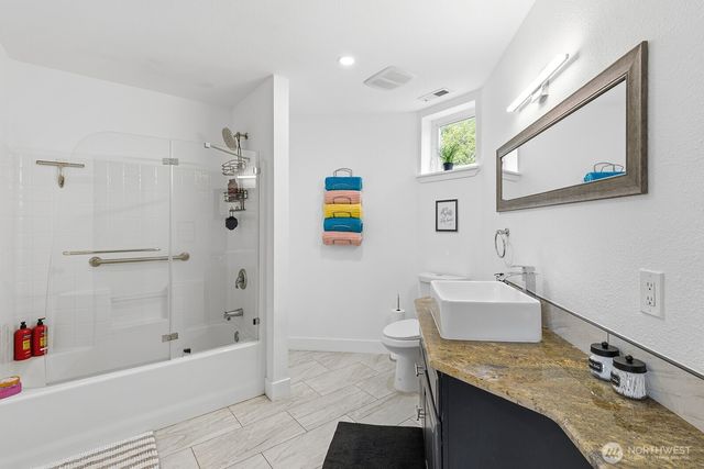 72 Bluff Road, Kelso, WA 98626