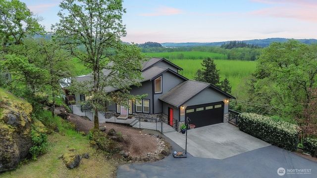 72 Bluff Road, Kelso, WA 98626