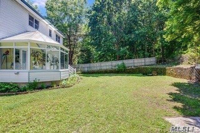 31 Bevin Road, Northport, NY 11768