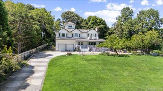 31 Bevin Road, Northport, NY 11768