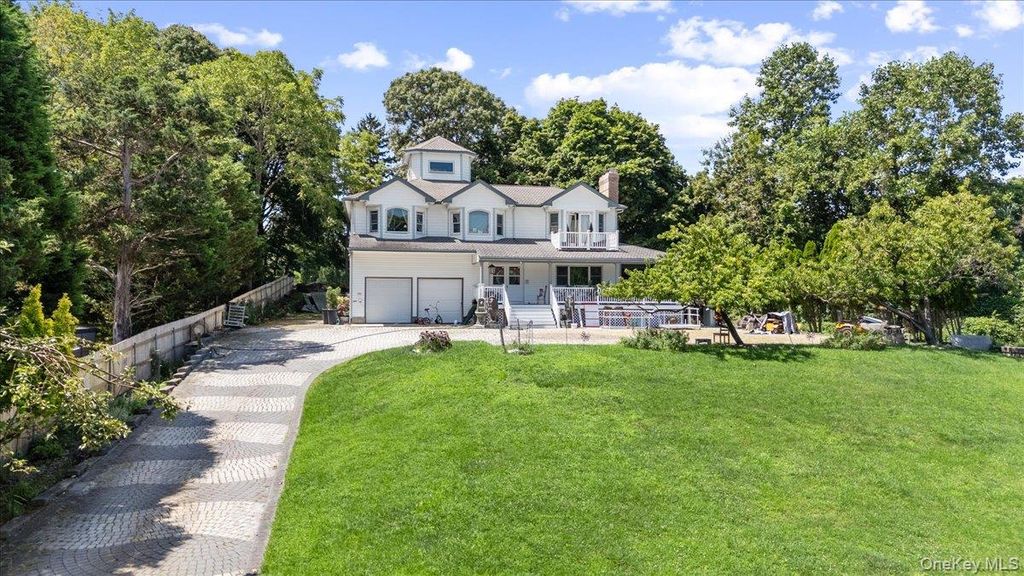 31 Bevin Road, Northport, NY 11768 — photo 2