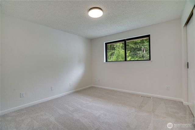 4270 Fir Drive NE, Bremerton, WA 98310