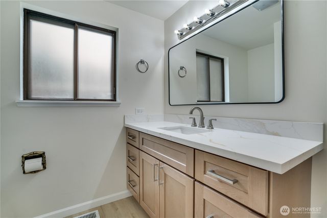 4270 Fir Drive NE, Bremerton, WA 98310