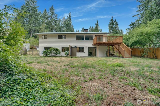 4270 Fir Drive NE, Bremerton, WA 98310