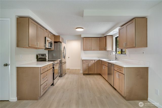 4270 Fir Drive NE, Bremerton, WA 98310