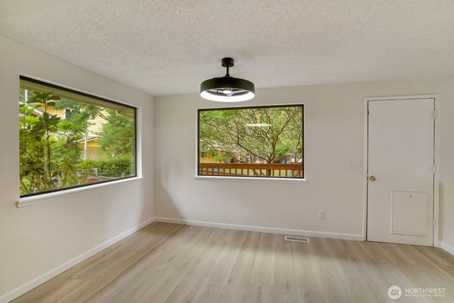 4270 Fir Drive NE, Bremerton, WA 98310