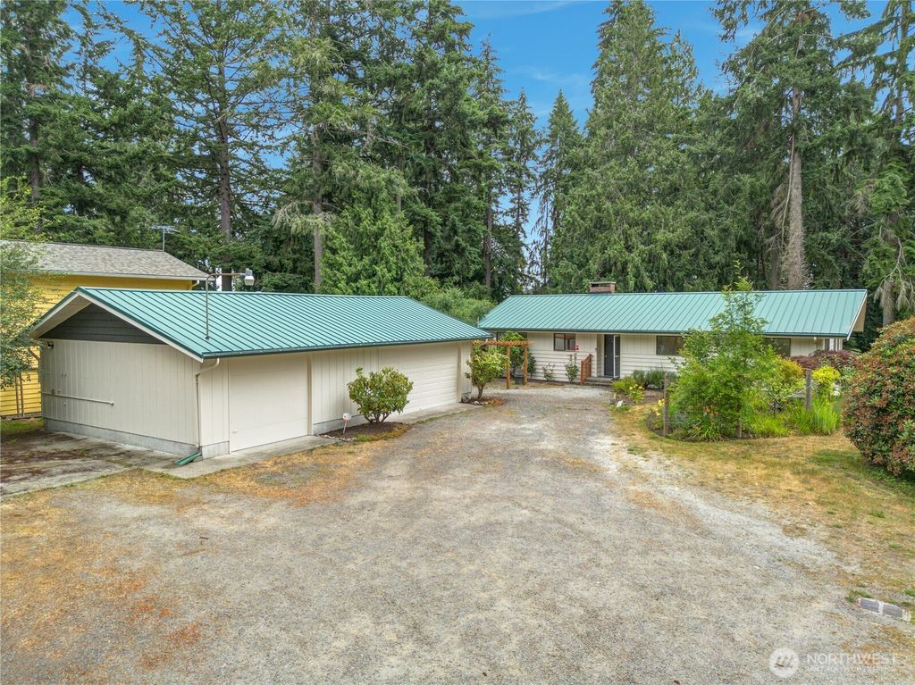 4270 Fir Drive NE, Bremerton, WA 98310