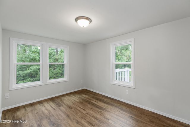 406 Ensign Court, Hampstead, NC 28443