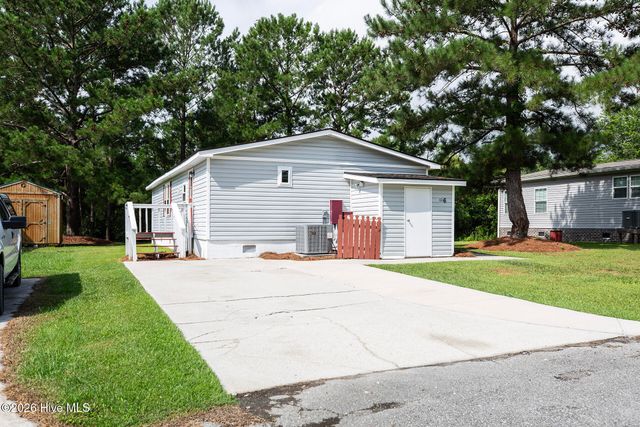 406 Ensign Court, Hampstead, NC 28443