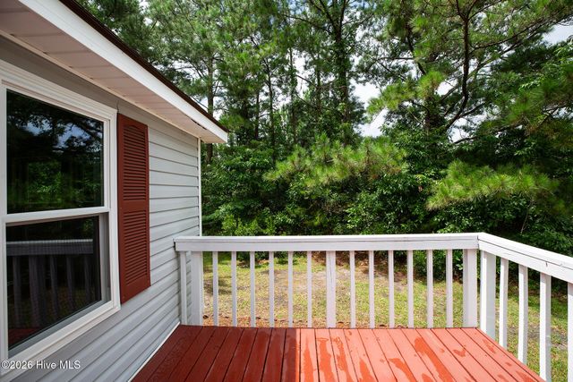 406 Ensign Court, Hampstead, NC 28443
