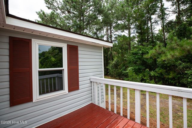 406 Ensign Court, Hampstead, NC 28443