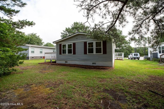 406 Ensign Court, Hampstead, NC 28443