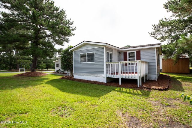 406 Ensign Court, Hampstead, NC 28443