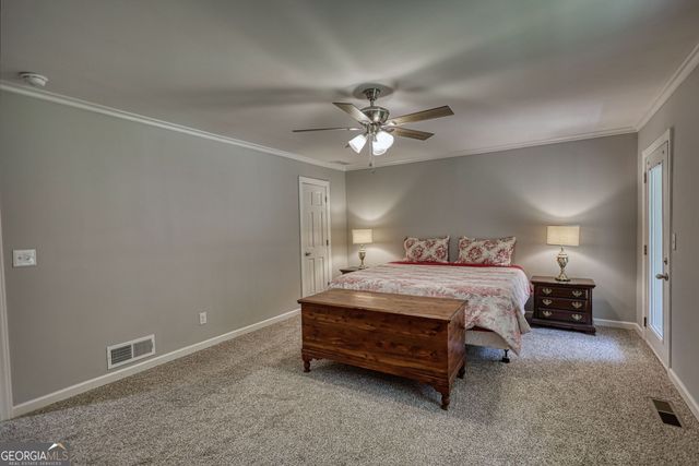 1568 Ridgewood Drive SW, Lilburn, GA 30047