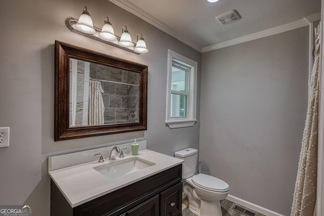 1568 Ridgewood Drive SW, Lilburn, GA 30047