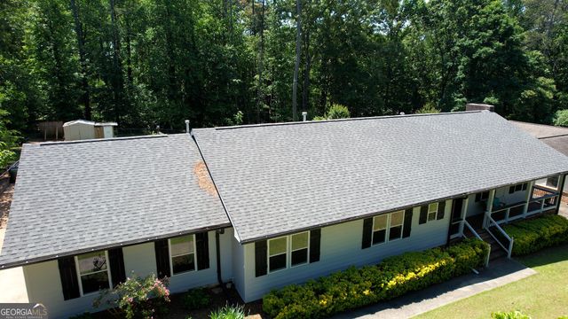 1568 Ridgewood Drive SW, Lilburn, GA 30047