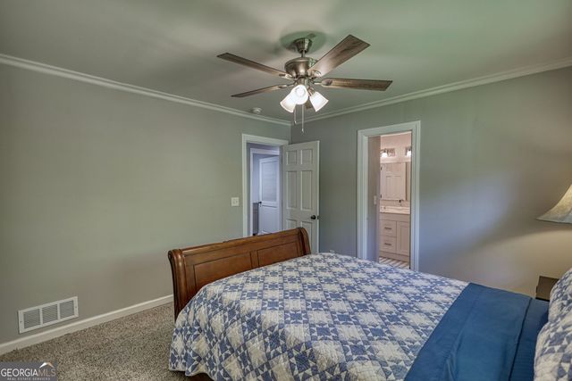 1568 Ridgewood Drive SW, Lilburn, GA 30047