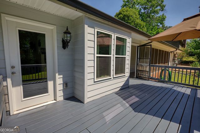 1568 Ridgewood Drive SW, Lilburn, GA 30047